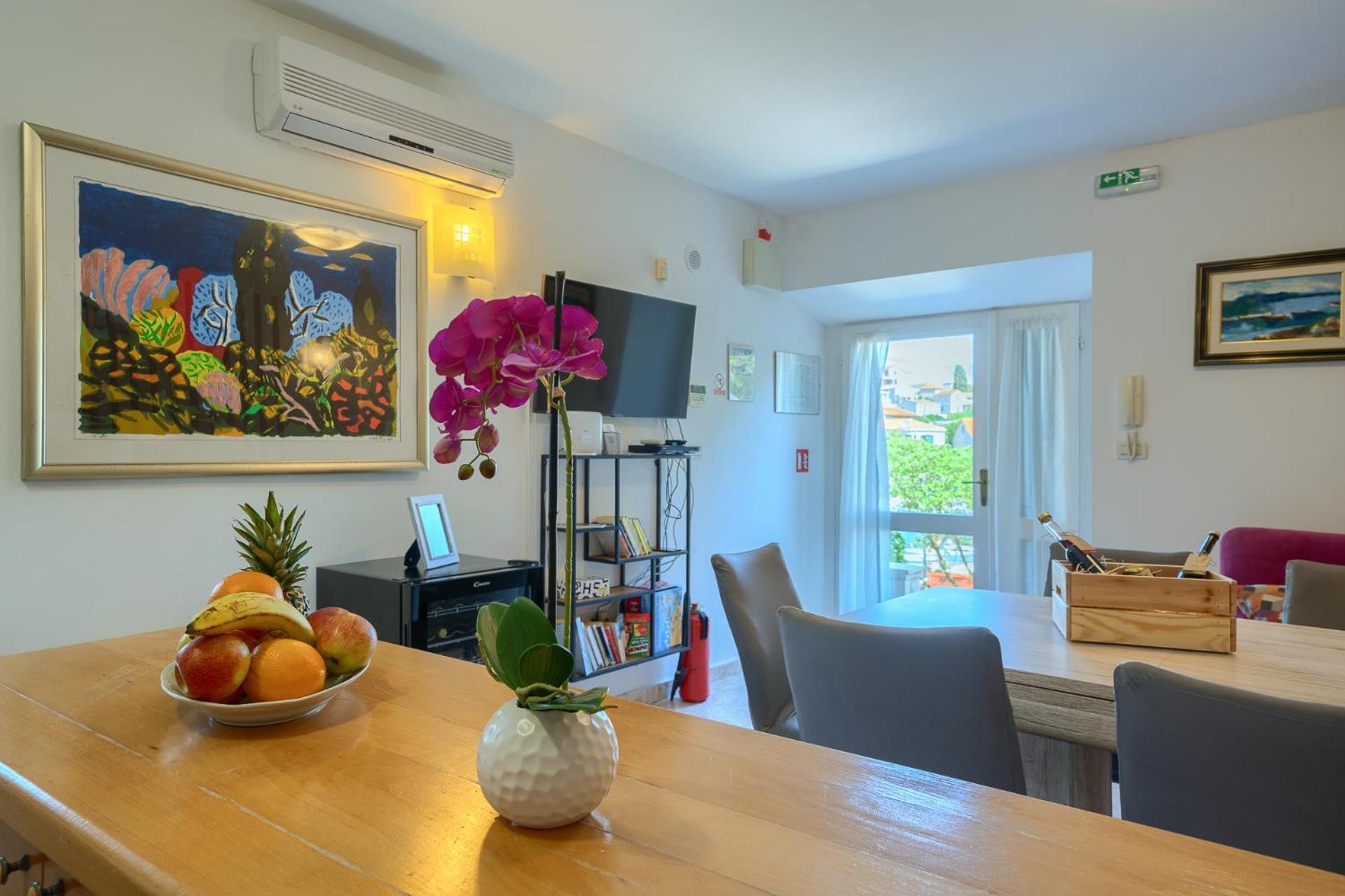 Villa Bonaca Perfect Location For A Holiday With Friends Or Family, Heated Pool Sumartin Exterior foto