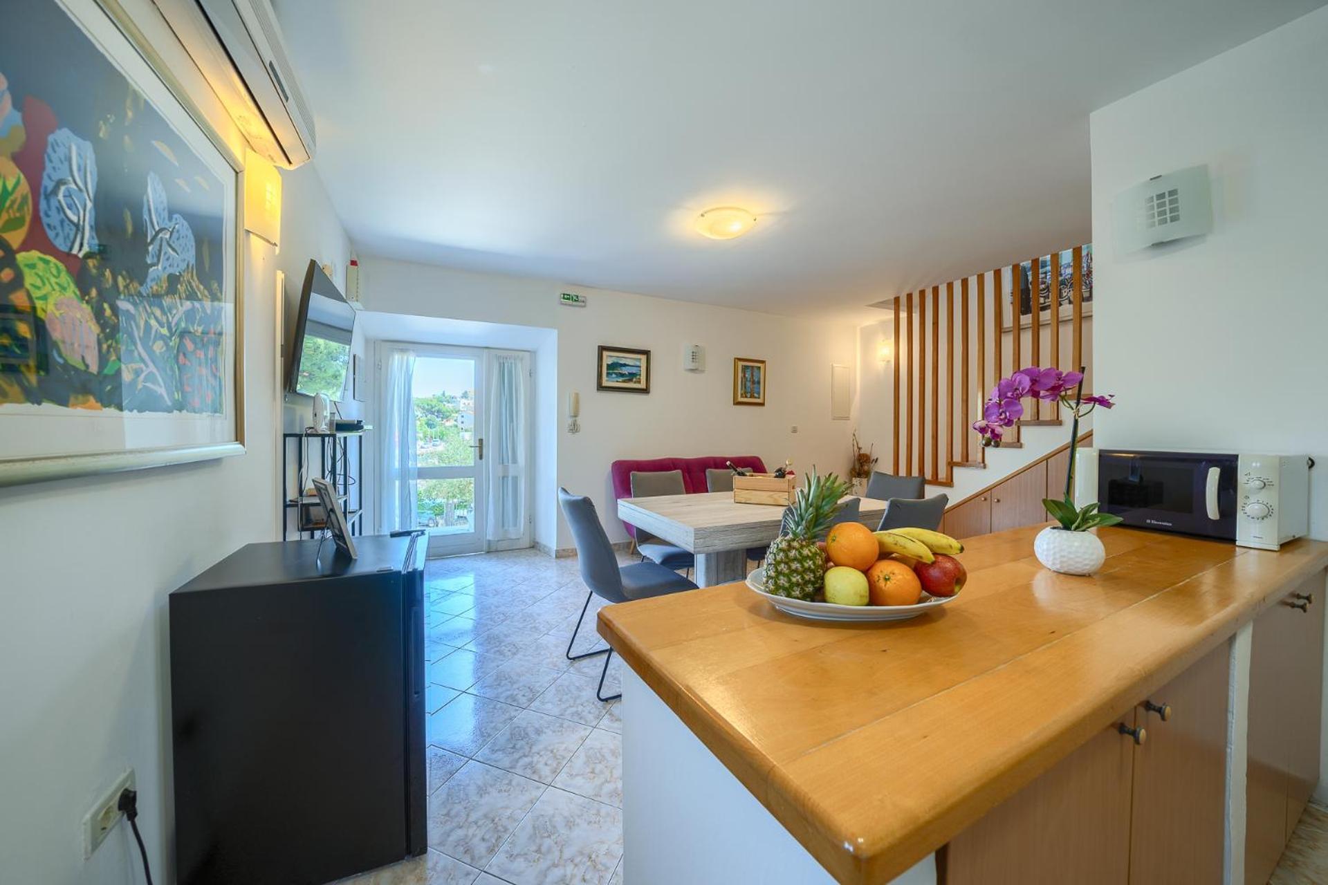 Villa Bonaca Perfect Location For A Holiday With Friends Or Family, Heated Pool Sumartin Exterior foto